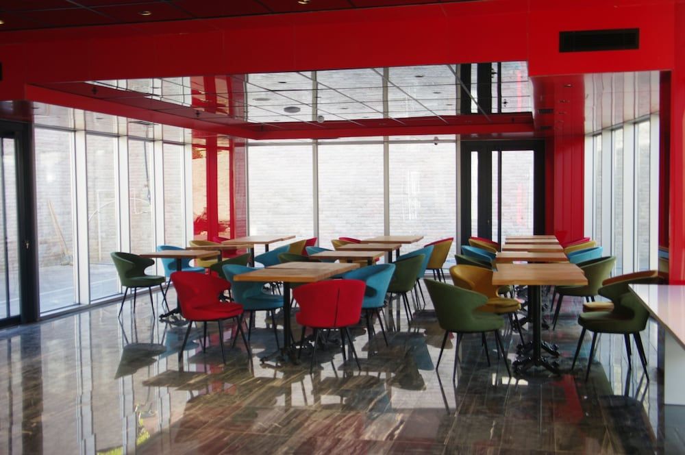 undefined Atacity Hotel 6