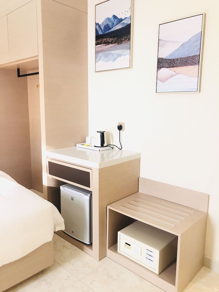 Seasons Hotel Barka Double Room 8