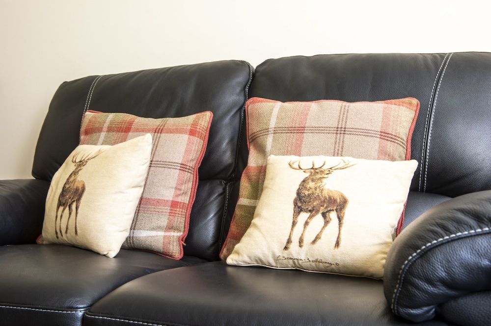 undefined Grassmarket Apartment with Castle View 8