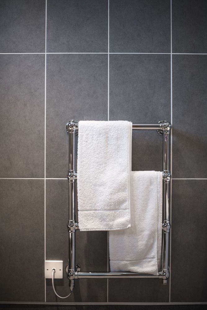 The Red Lion Deluxe Double Room 9