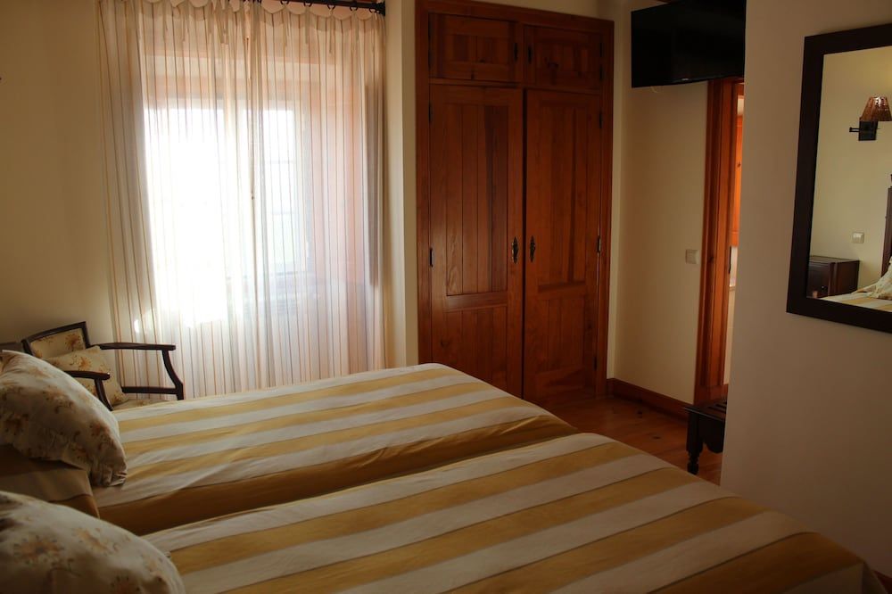 Casa de Campo Sao Rafael Twin Room 5