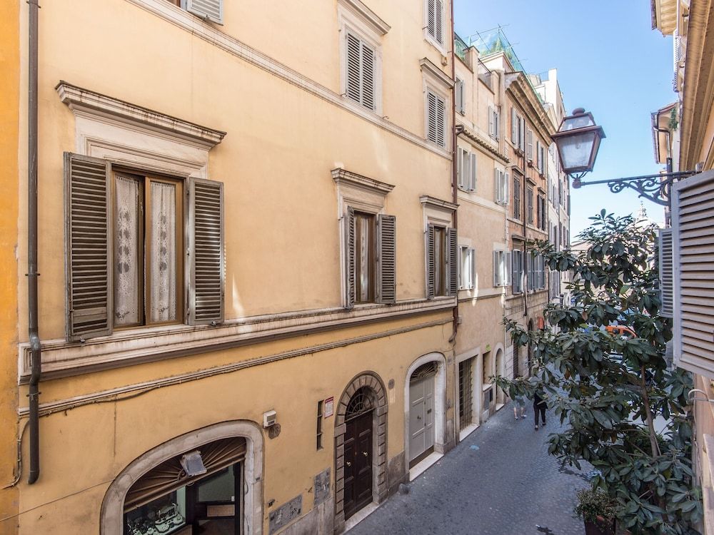 undefined RSH Luxury One Bedroom Fori Imperiali 2