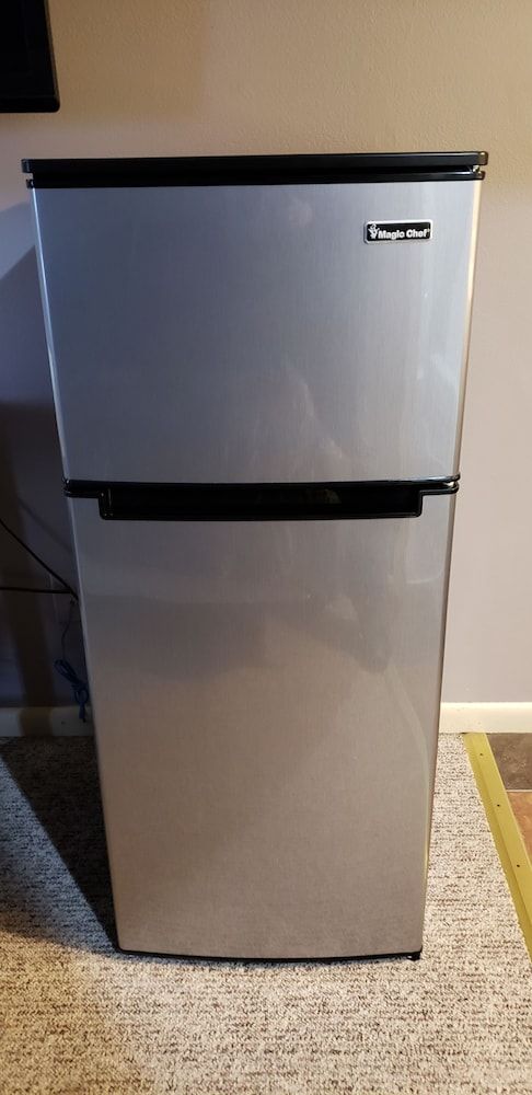Mini-Refrigerator