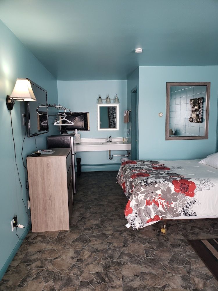 Viking Inn Comfort Room, 1 Queen Bed 4