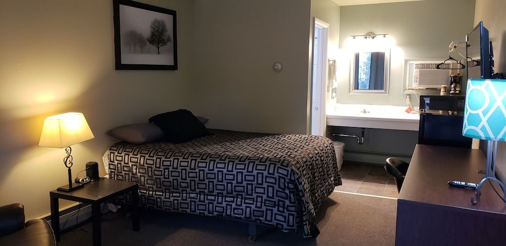 Viking Inn Comfort Room, 1 Queen Bed 2