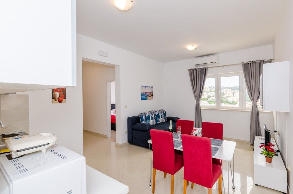 Apartments Maky Apartment (Premium One Bedroom Apartment) 9