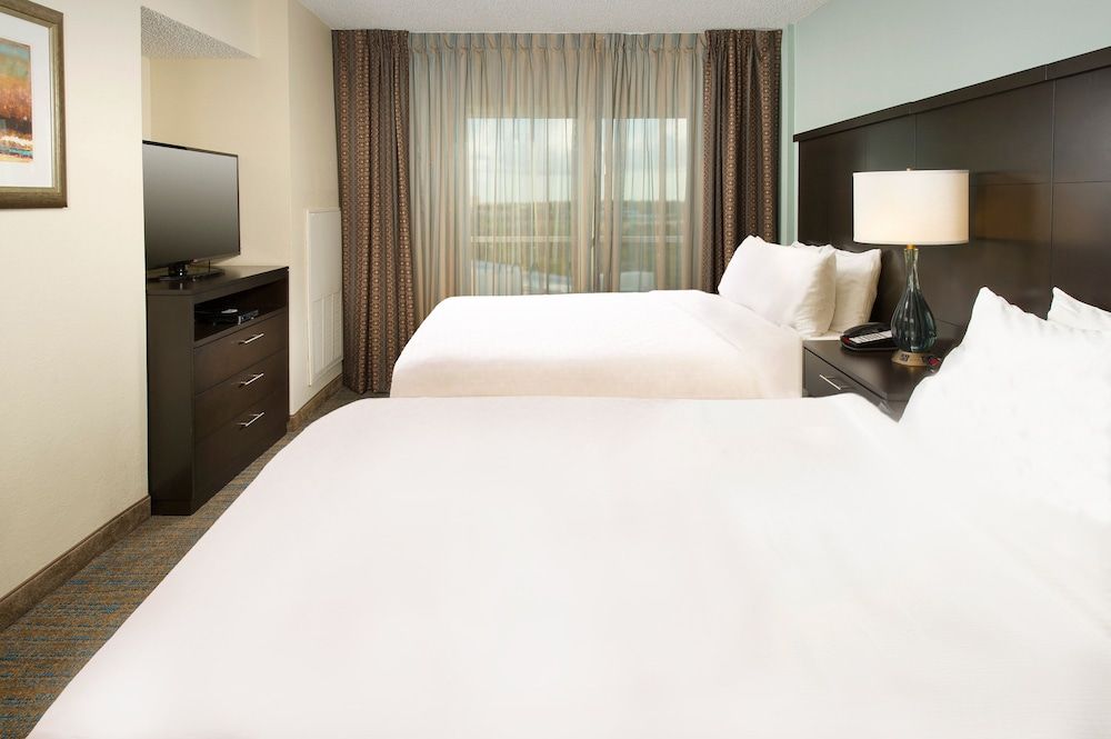 Studio Suite, 2 Queen Beds, Accessible (Communications)