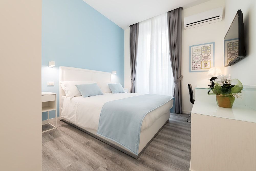 undefined Napoliving 4