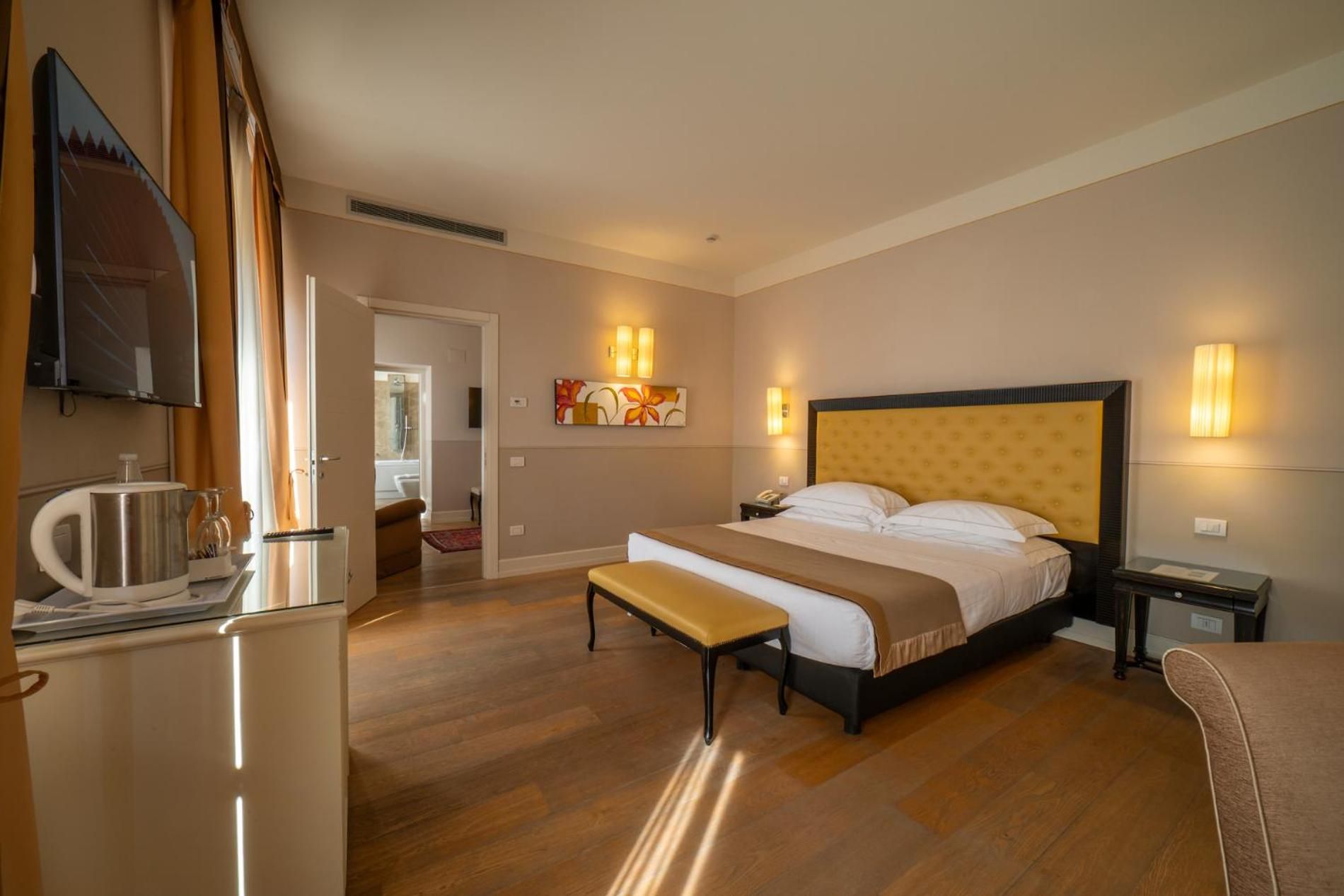 Classic Suite with Spa Access