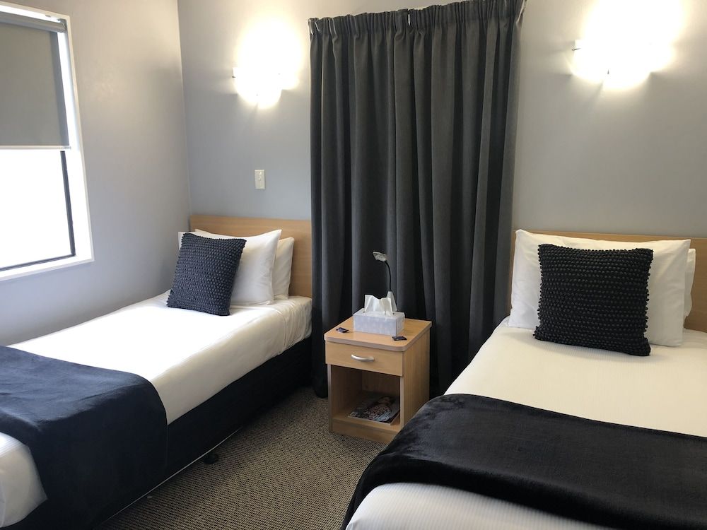 Deluxe Room, Non Smoking, Kitchen (Two Bedroom Unit)