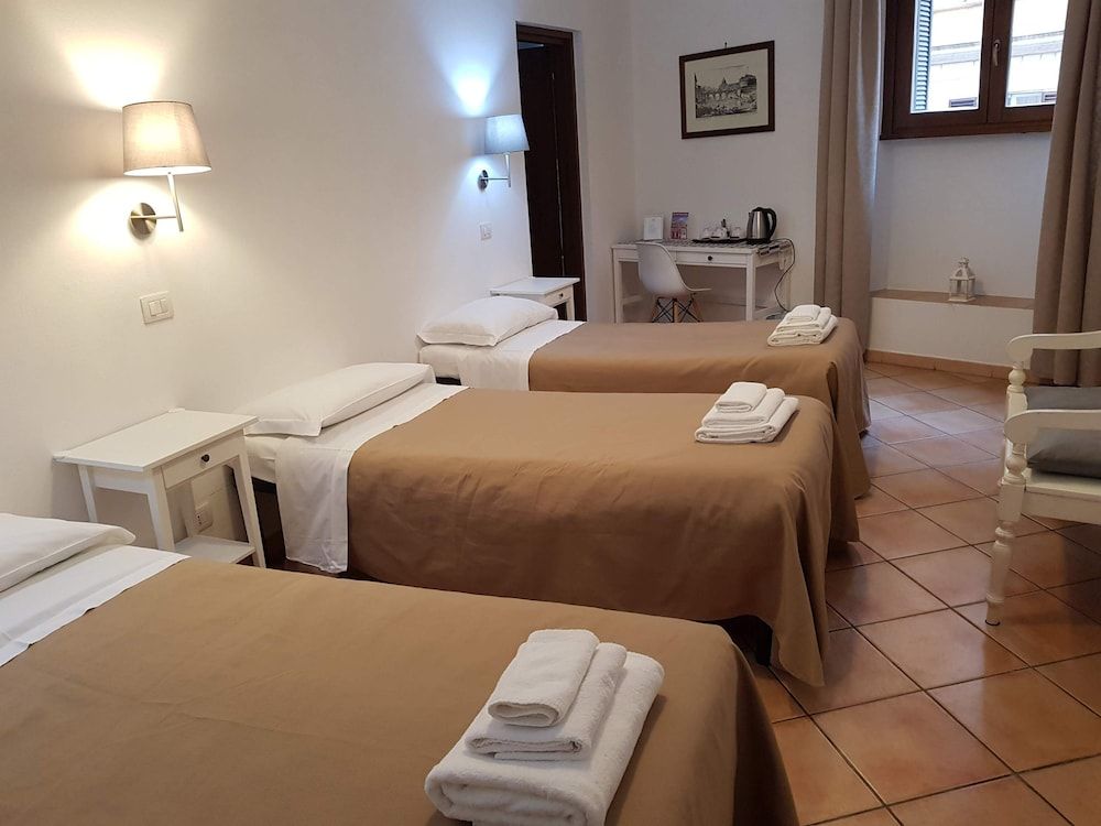 Gulliver's Lodge Family Triple Room 7