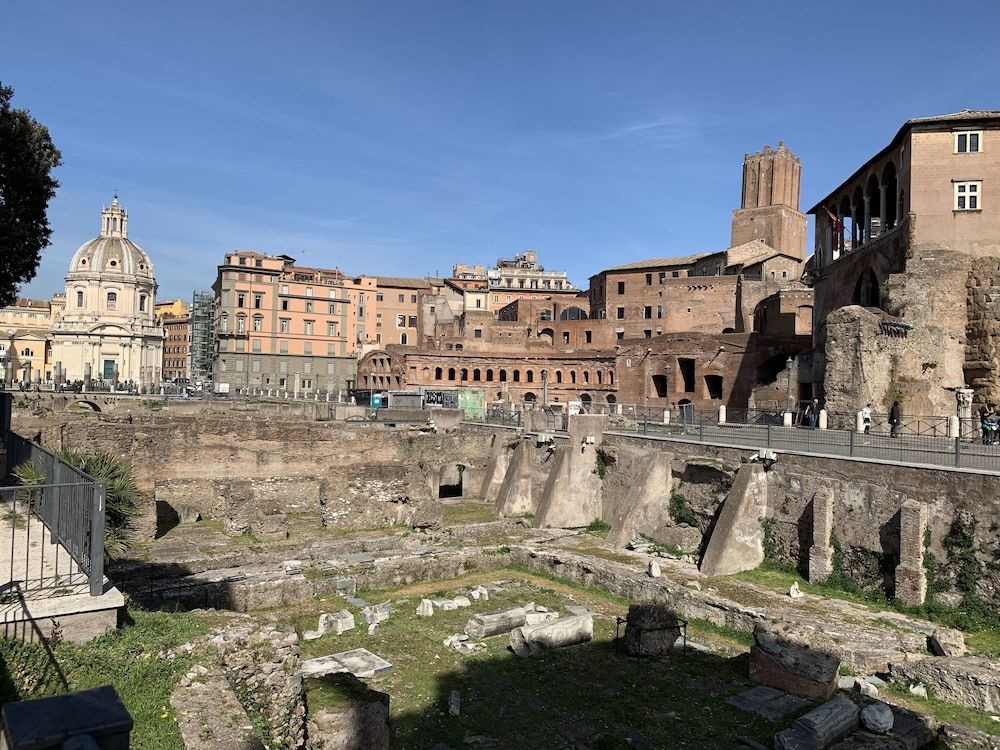 undefined Gulliver's Lodge 6