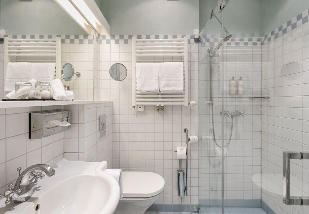 Landhaus zu Appesbach Basic Double Room, Garden View (Kabinett) 4