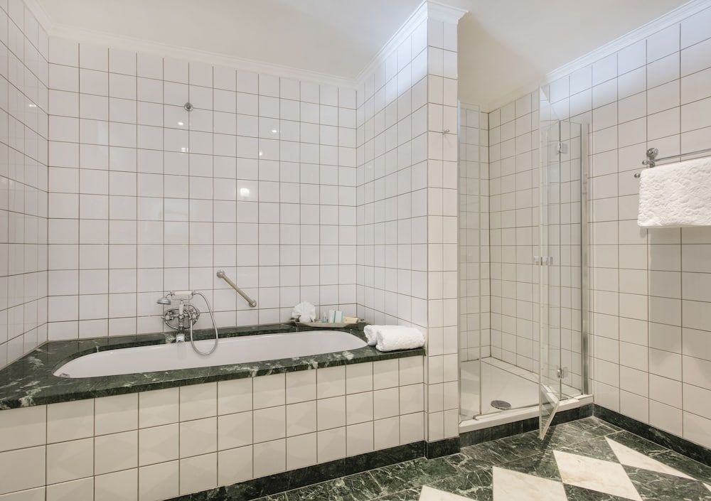 Landhaus zu Appesbach Junior Studio Suite, Patio, Lake View 4