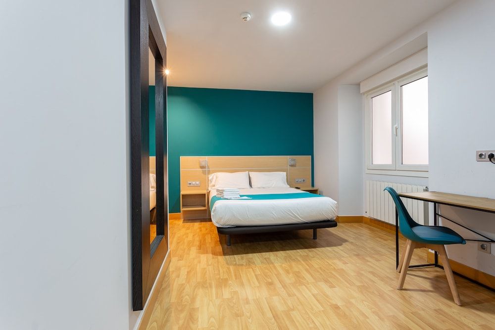 Casual Arriaga Bilbao Double Room 2
