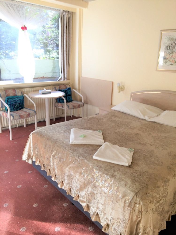 Motel Queen Ensuite