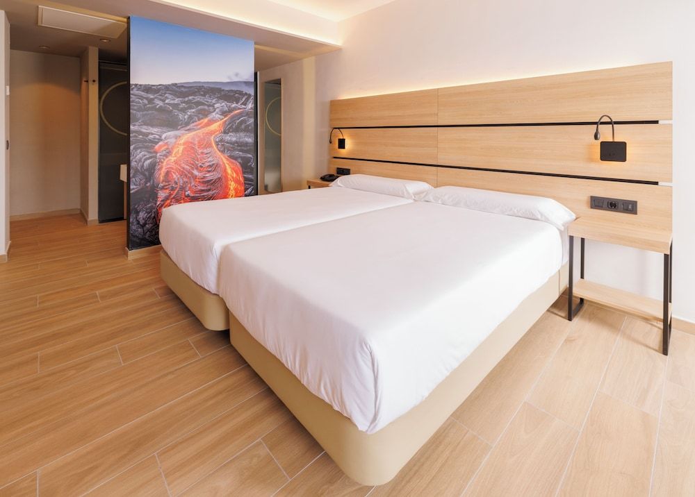 Triple Room, Pool View (2 adults and 1 child)