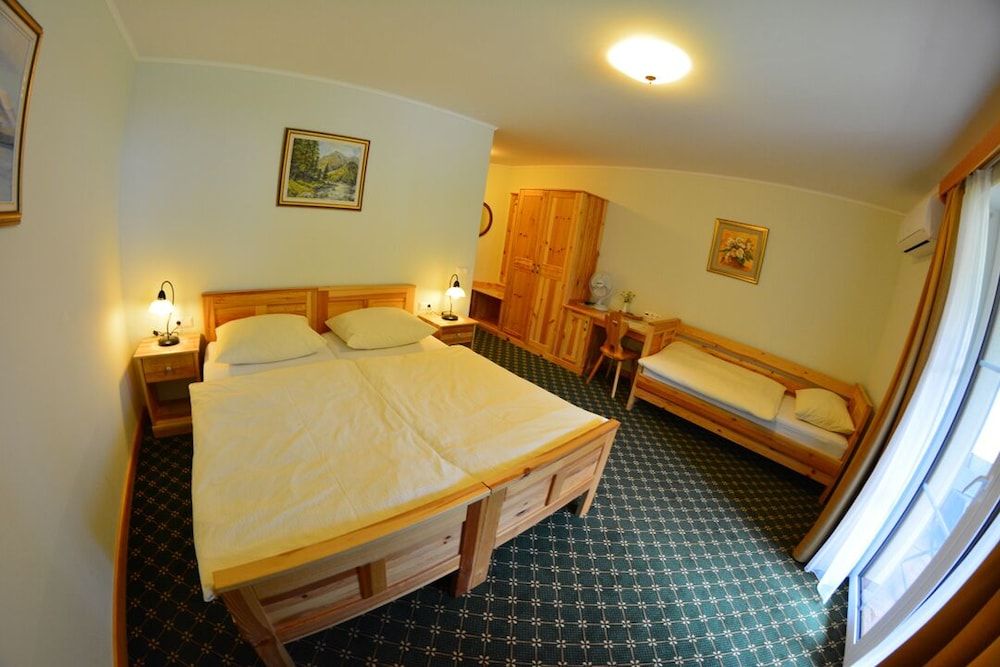 Penzion Kaps Triple Room, Balcony 3