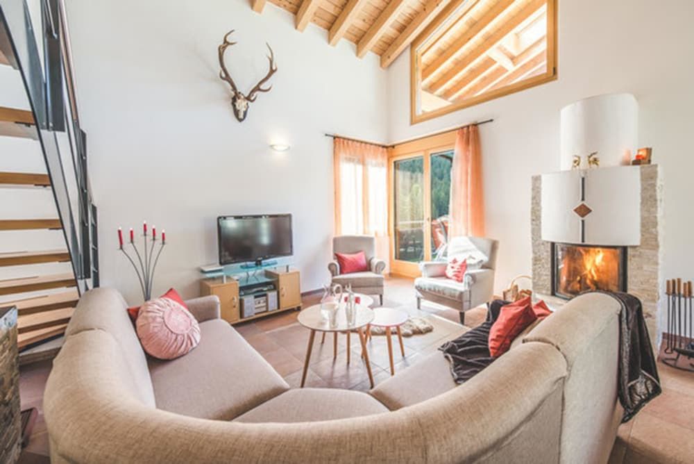 Chalet Alpharmonie Duplex - Matterhorn View plus CHF 200 cleaning fee on top of the rate 9