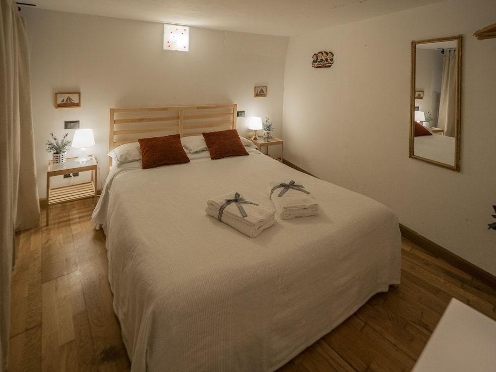 Petrella's Point Studio with AC Studio