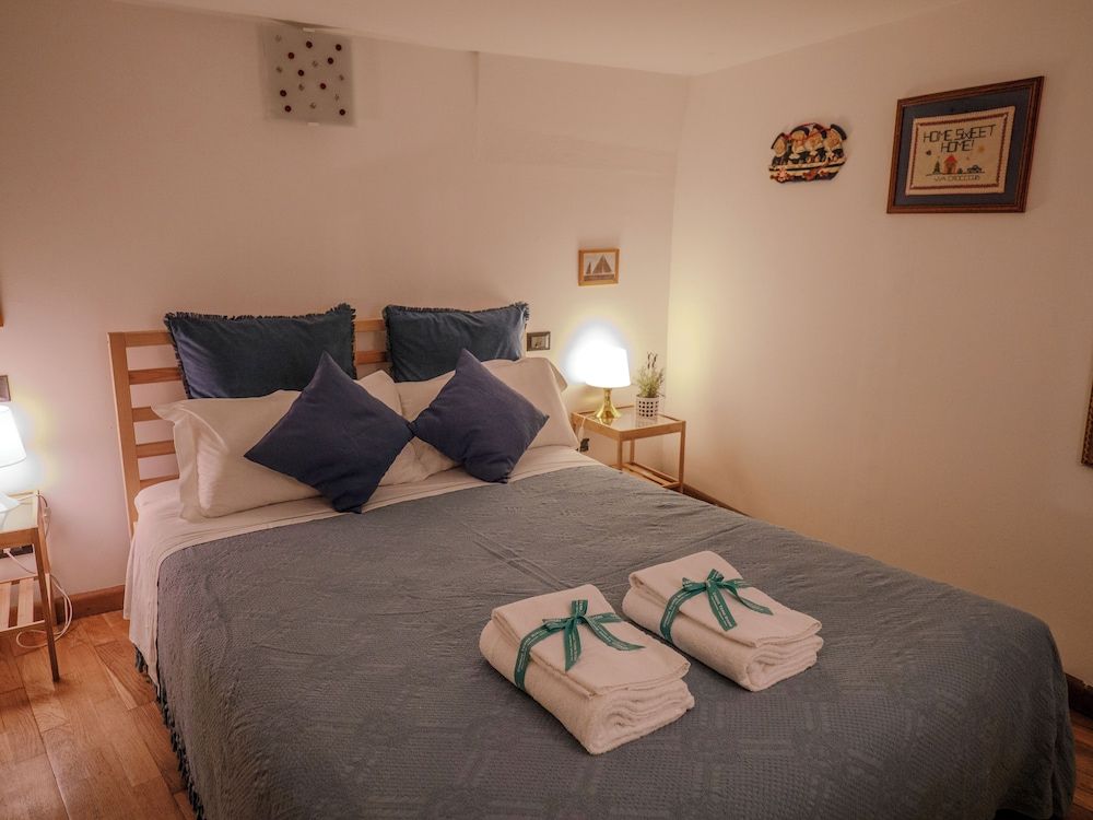 Petrella's Point Studio with AC Studio 3