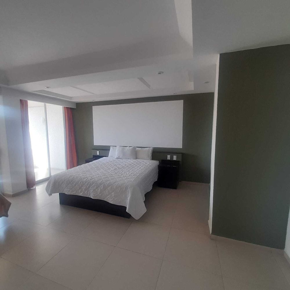 Hotel Borda Cuernavaca Comfort Room, 1 Queen Bed, Valley View (Pet friendly) 7