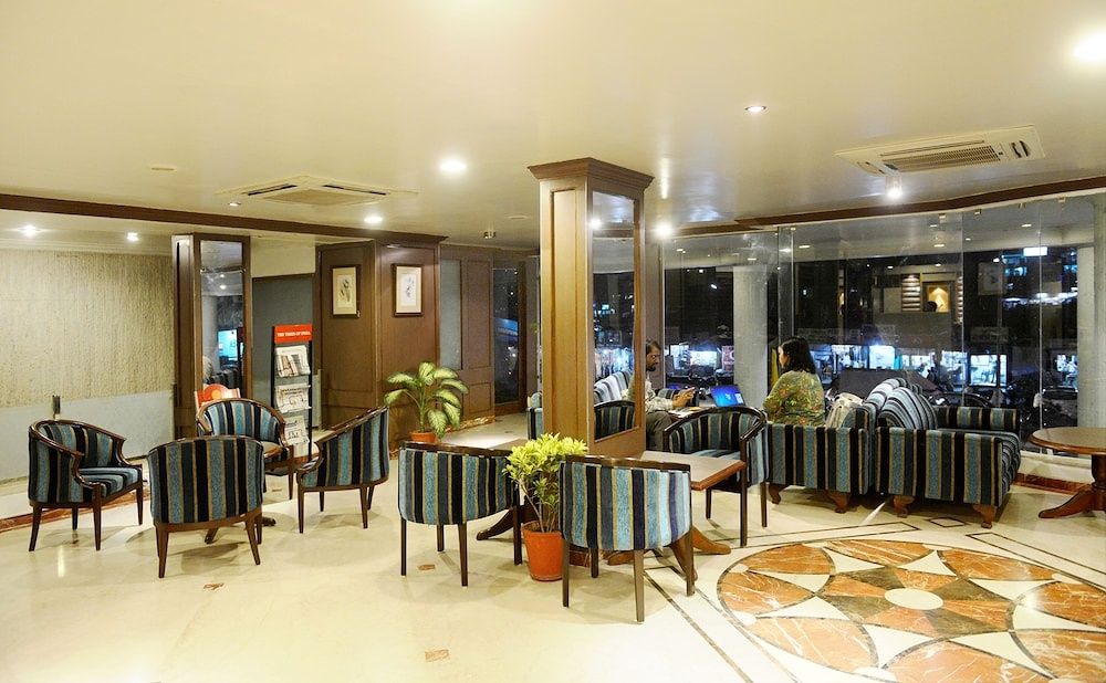 undefined Amer Palace 4