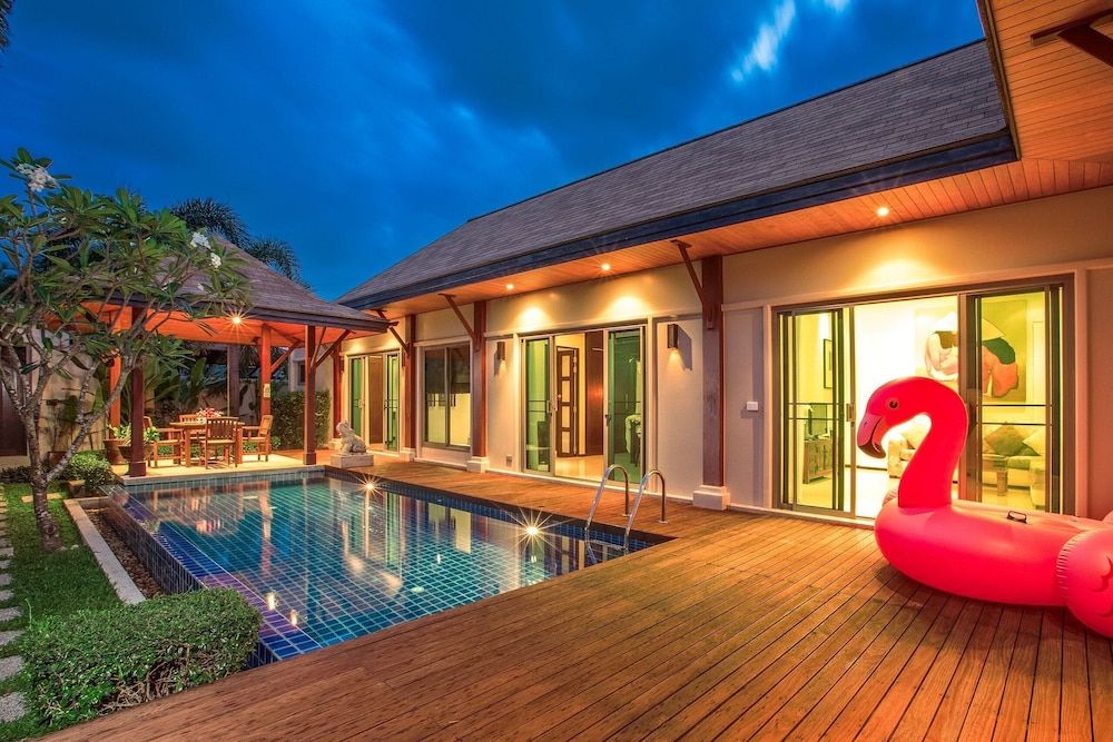 undefined Villa Buton 5