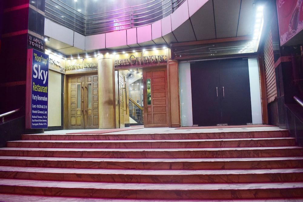 undefined Hotel Givenci International 5