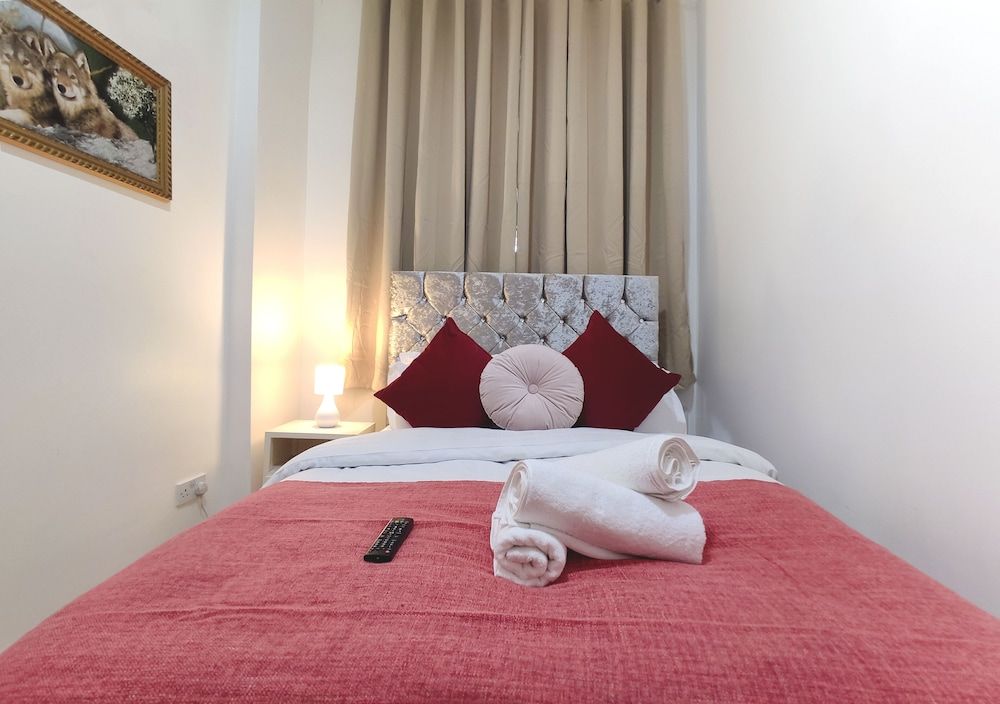 undefined City Lodge Shadwell 2