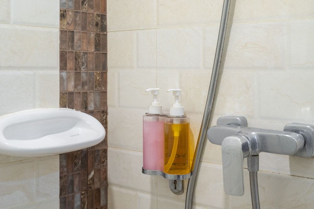 Samyan Serene Hotel Deluxe Room (Twin Bed) 4