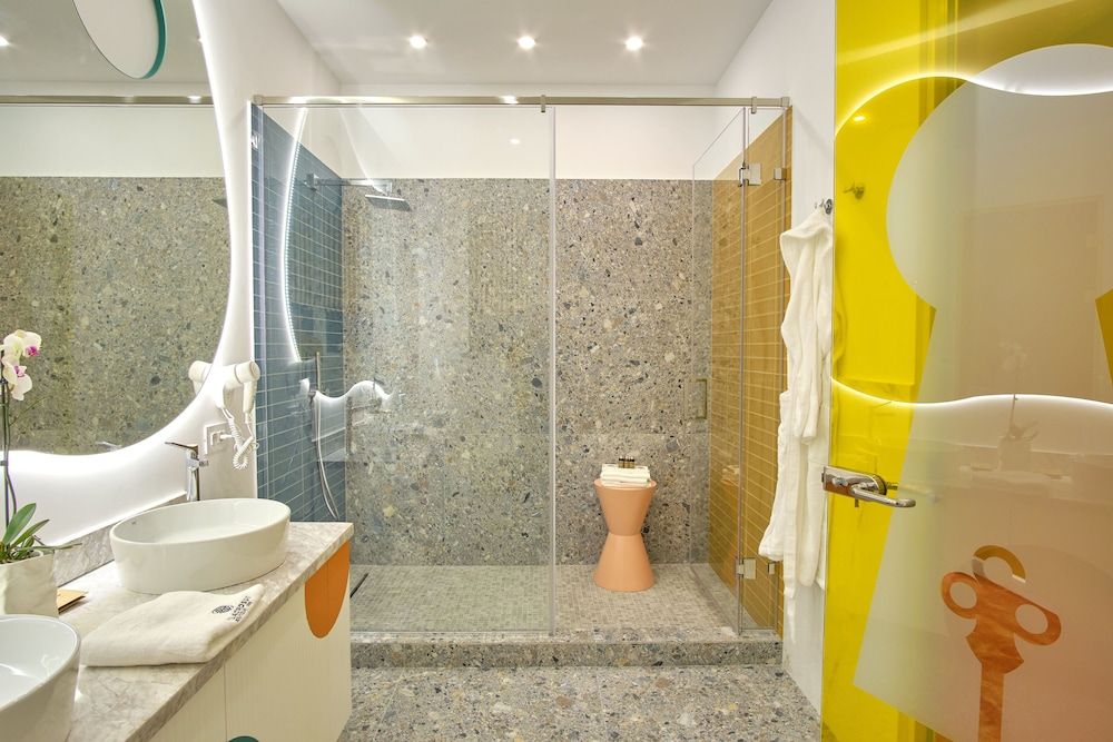 Vilacrosse Boutique Inn Deluxe Double Room 12