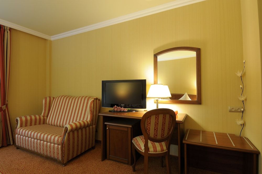 Double or Twin Room (no balcony)