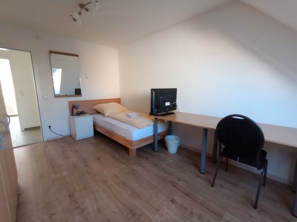 Basic Single Room