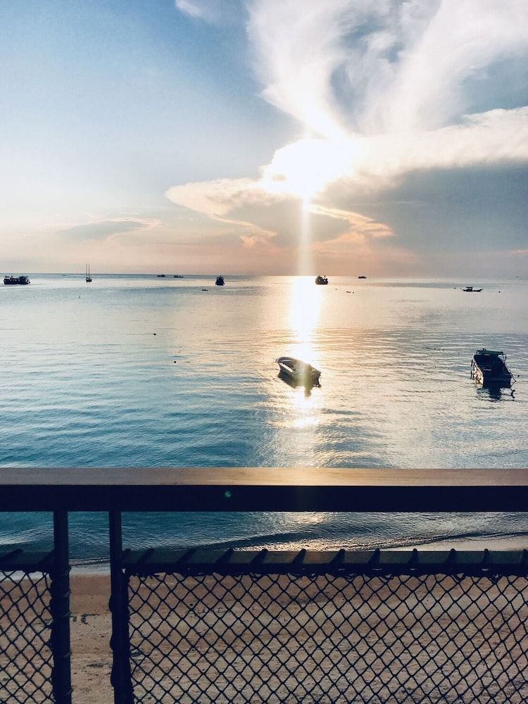 Blue Tao Beach Hotel Beach Front Superior Twin Room 9