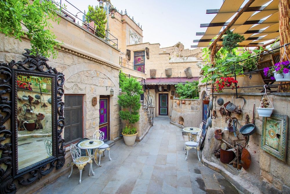 undefined Cappadocia Fairy Chimneys Selfie Cave Hotels - Special Class 9