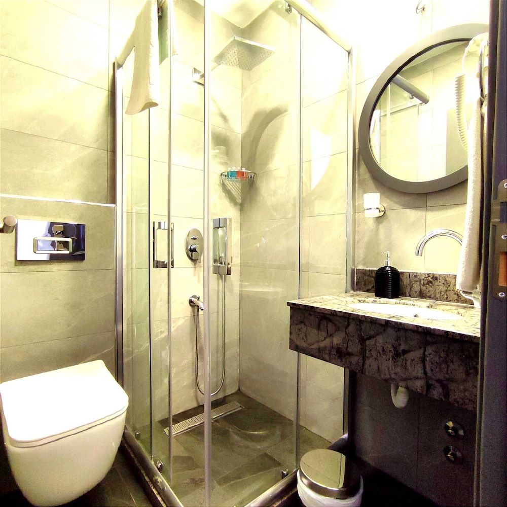 Violin Boutique Hotel Economy Double Room 4