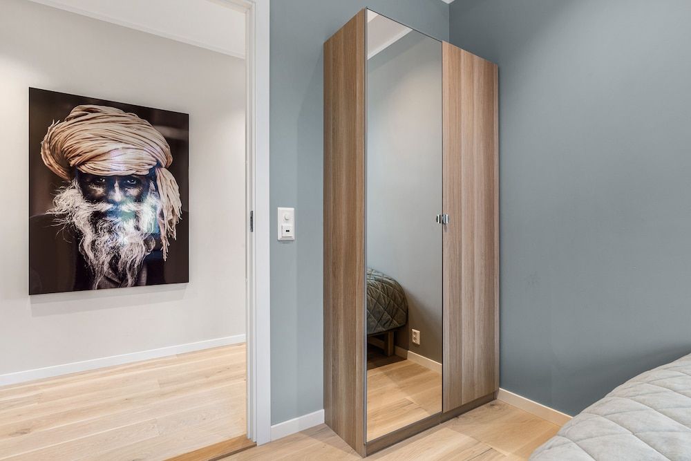 Keyser Apartments 8 Apartment, 3 Bedrooms (1st Floor apt 2) 9