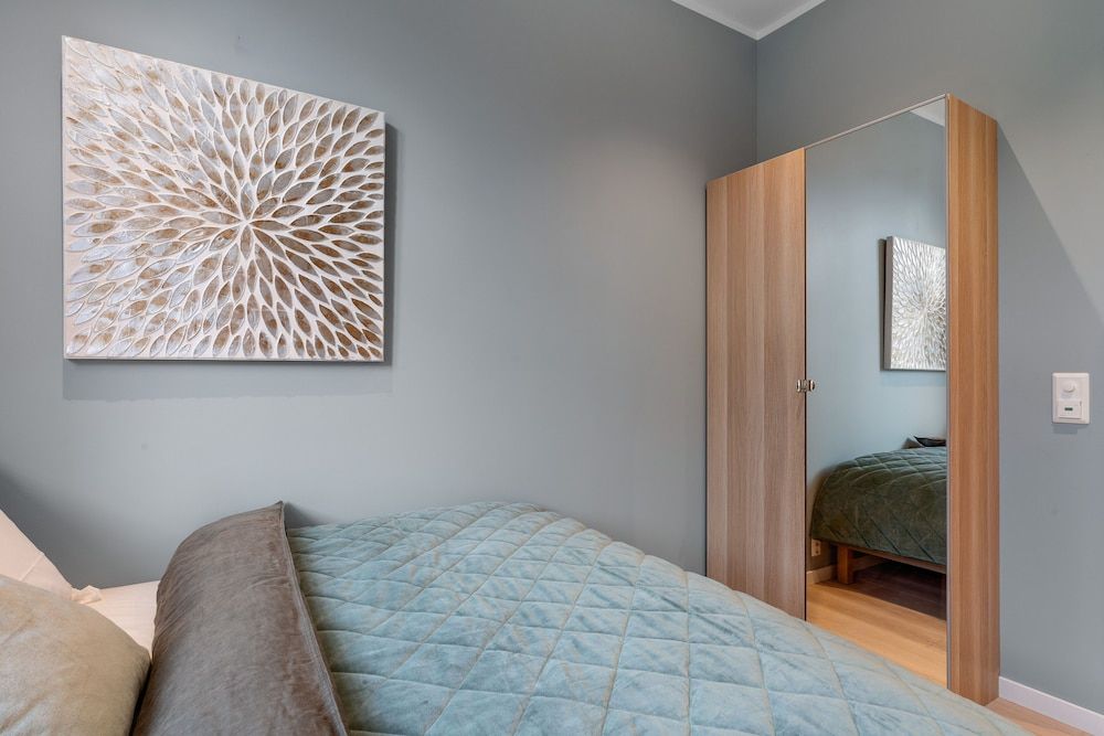 Keyser Apartments 8 Apartment, 3 Bedrooms (1st Floor apt 2) 4