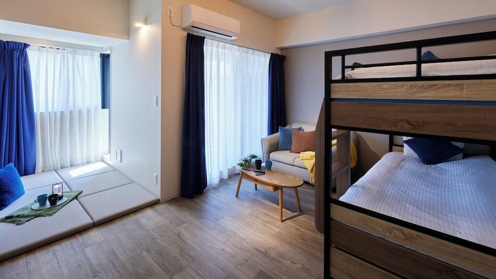 Minn Umeda East Quadruple Room 2