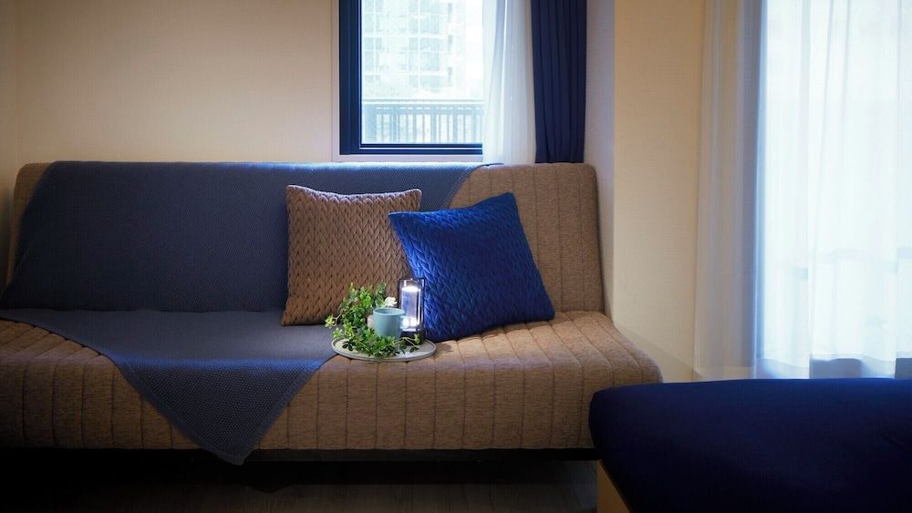 Minn Umeda East Twin Room 7