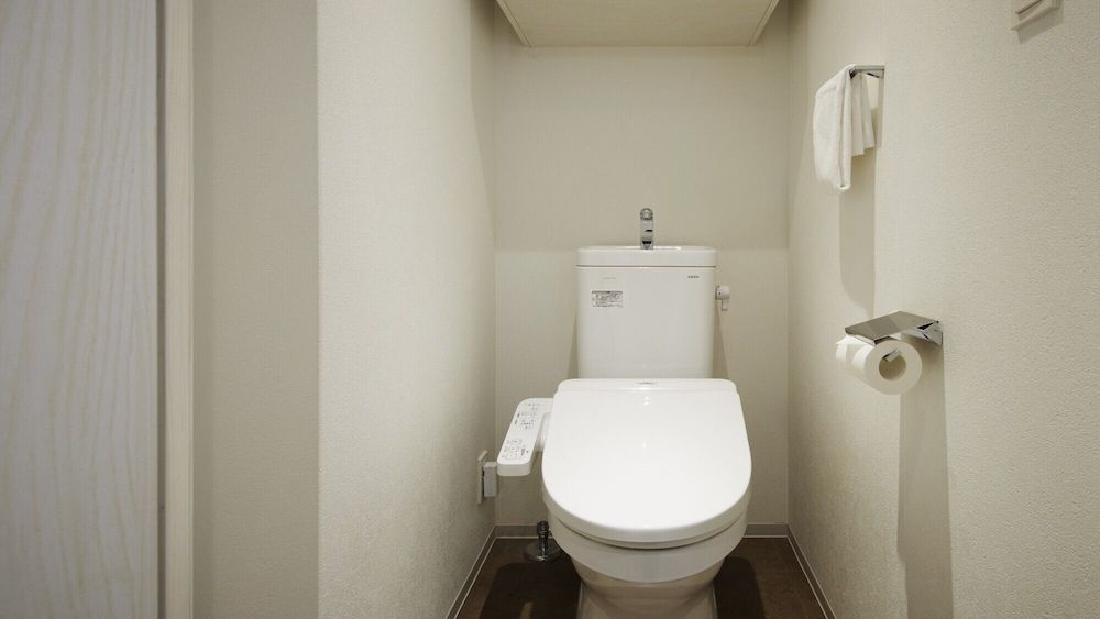 Minn Umeda East Twin Room 5