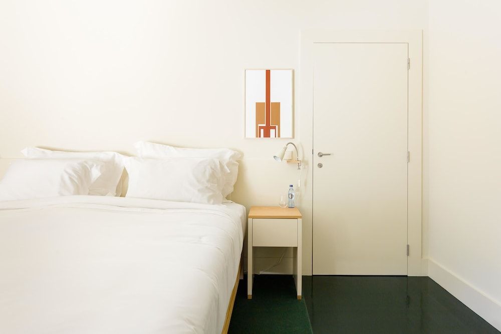 Duas Portas Townhouse Triple Room (3) 7