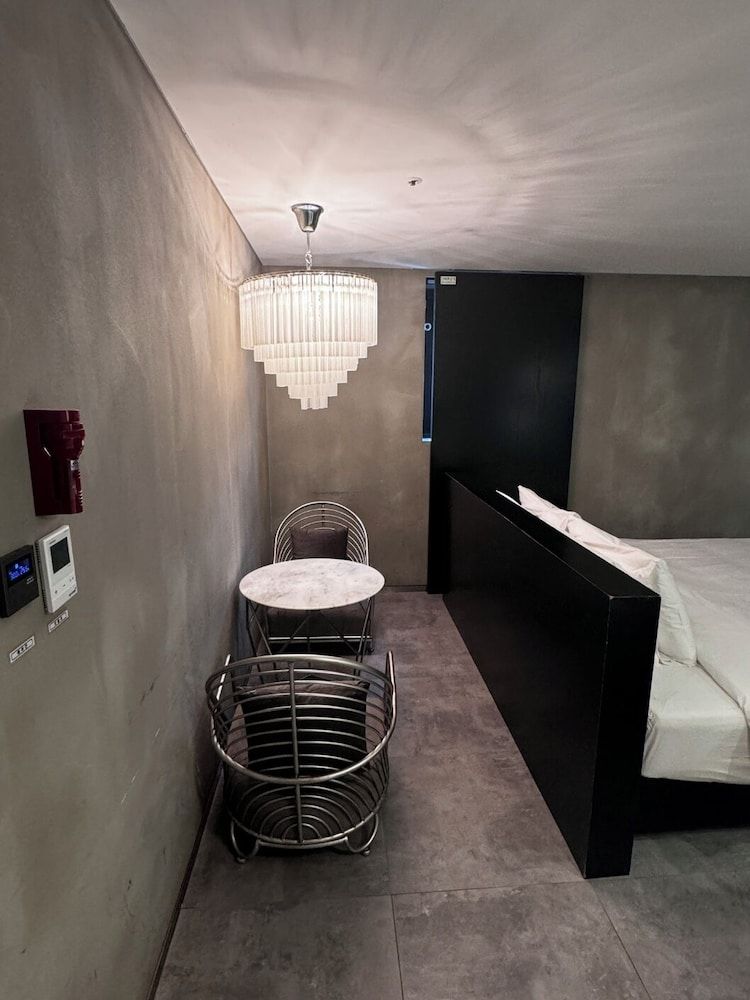 Hotel Lesign Premium Double Room 7