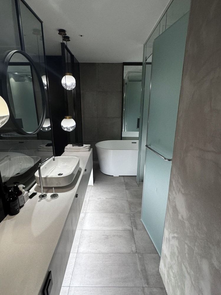 Hotel Lesign Premium Double Room 4