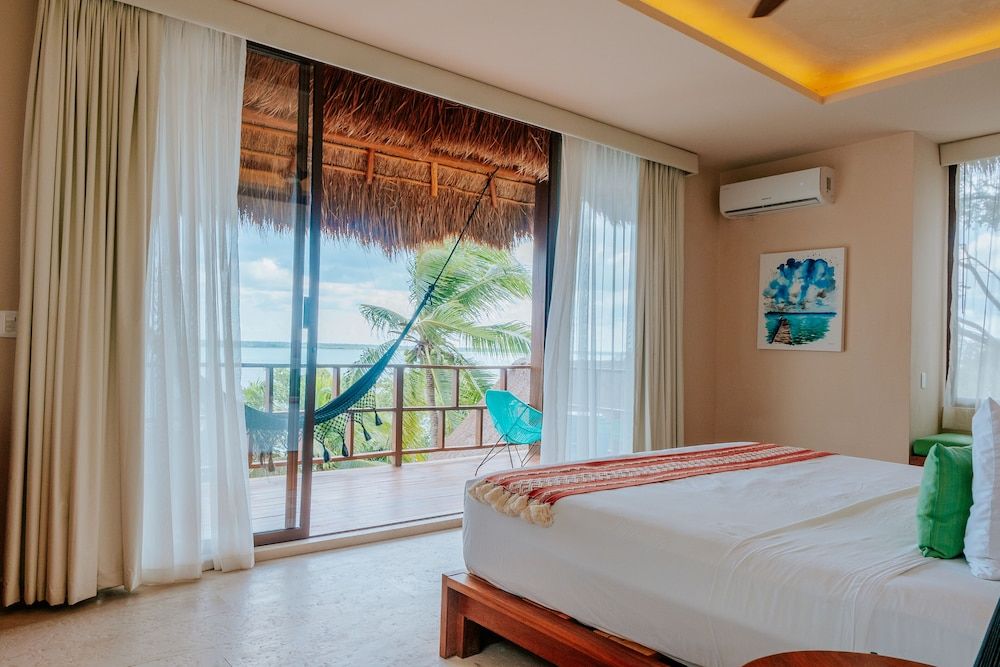 Khaban Bacalar Hotel Boutique Master Suite with Balcony Lagoon View