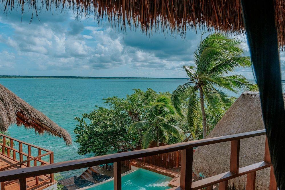 Khaban Bacalar Hotel Boutique Master Suite with Balcony Lagoon View 7