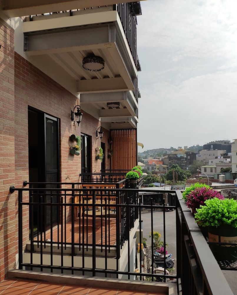 Teacher Cai Homestay Classic Double Room, Balcony, City View 5