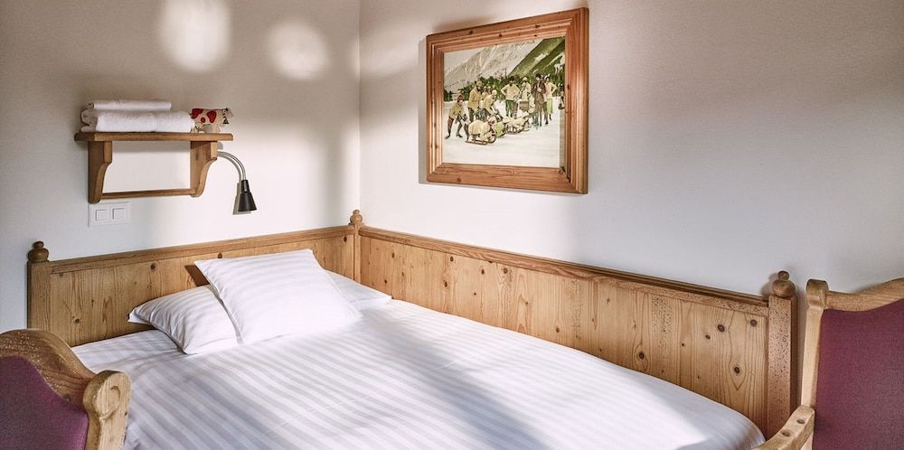 Superior Single Room, Mountain View