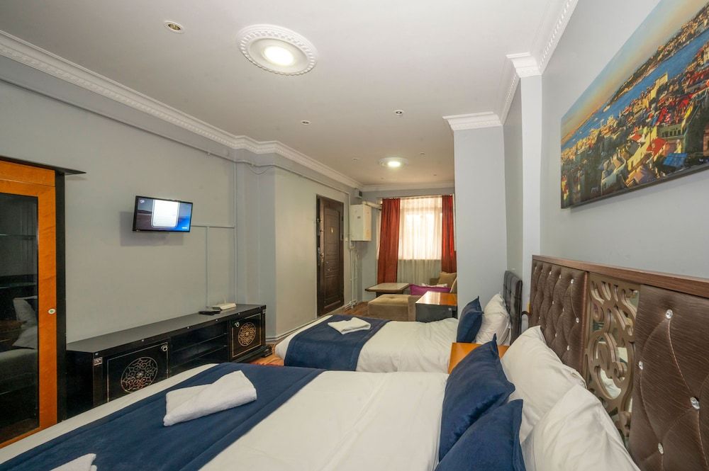 undefined Taksim Suite II 9